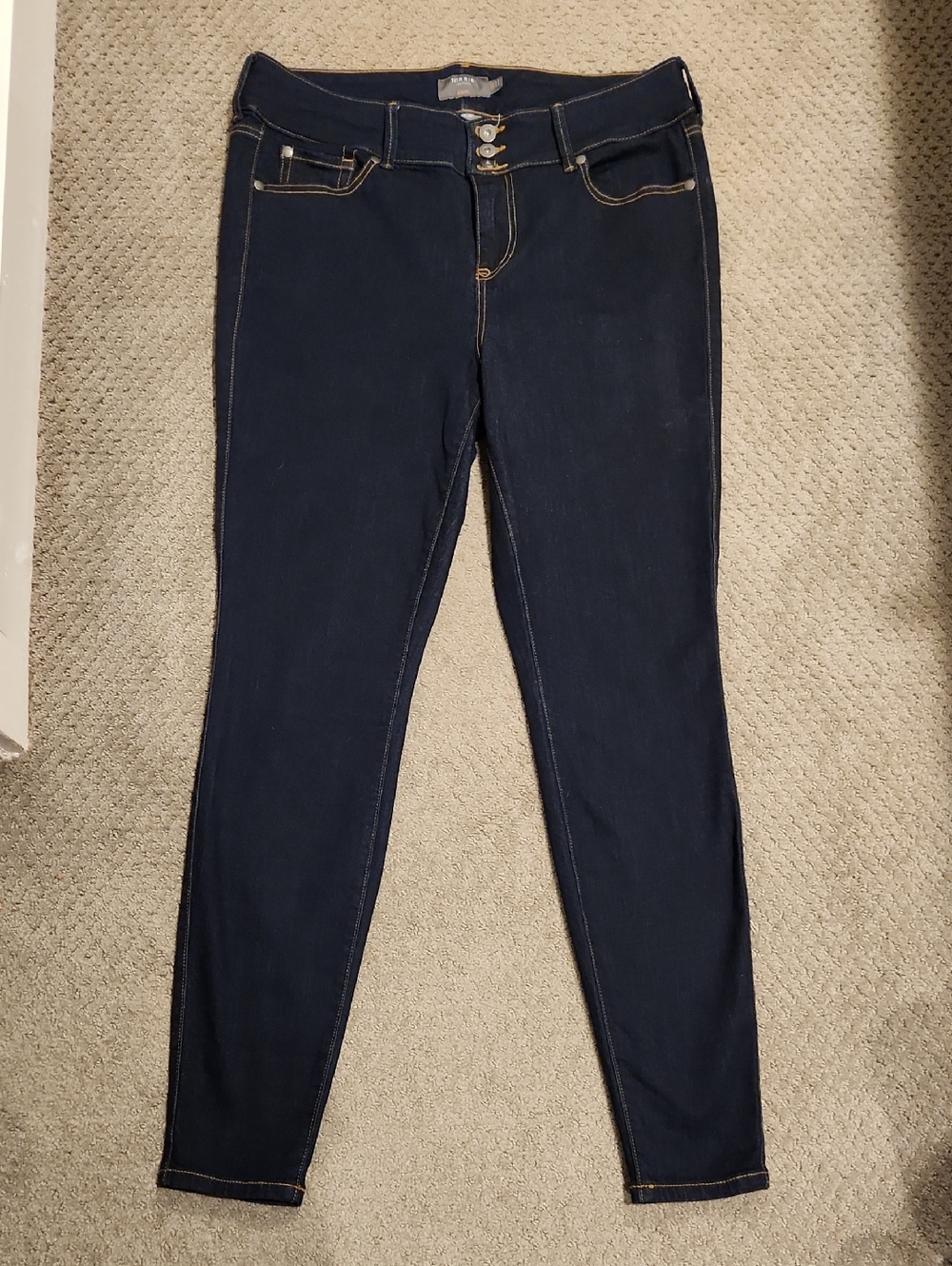 NEW Torrid Dark Blue High-Rise Stretch Skinny Jeans. NEW 16T